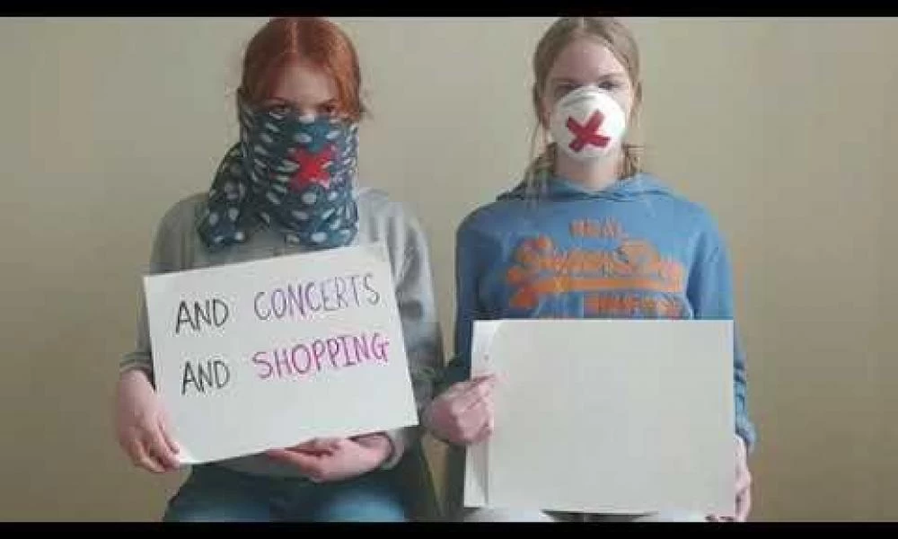 Βίντεο-γροθιά στο στομάχι! "Απλά πες όχι" στο "νέο φυσιολογικό" 